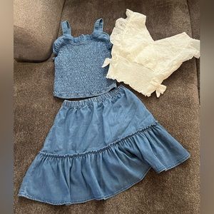 Lot of 3 girls clothes